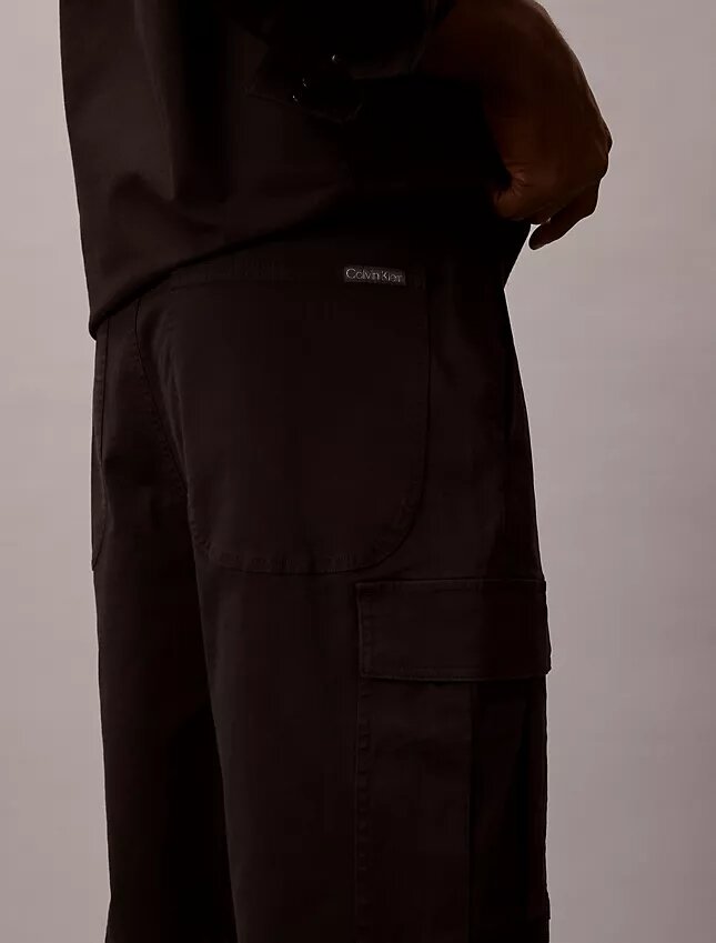 Cargo-Shorts aus Cotton Stretch-Twill Cargo-Shorts aus Cotton Stretch-Twill