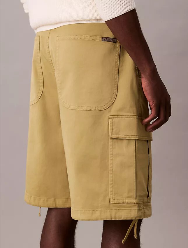 Cargo-Shorts aus Cotton Stretch-Twill Cargo-Shorts aus Cotton Stretch-Twill