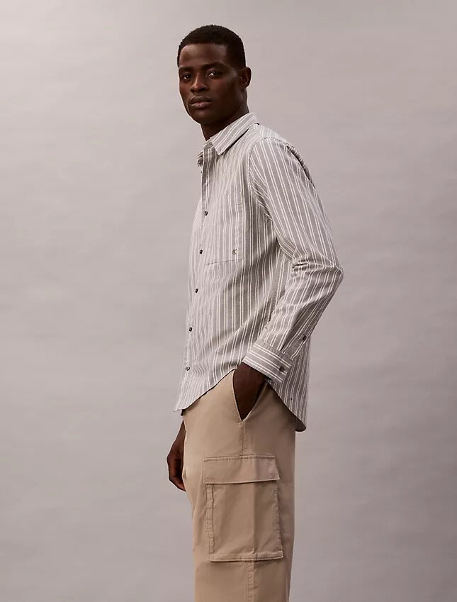 Cargohose aus Cotton Stretch mit gerader Passform Cargohose aus Cotton Stretch mit gerader Passform