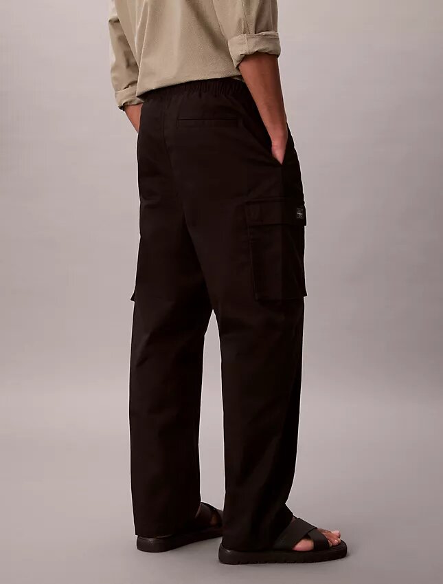 Cargohose aus Cotton Stretch mit gerader Passform Cargohose aus Cotton Stretch mit gerader Passform