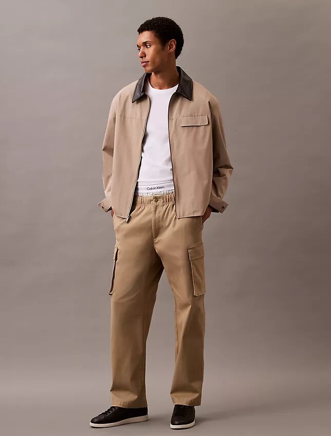 Cargohose aus Cotton Stretch mit gerader Passform Cargohose aus Cotton Stretch mit gerader Passform