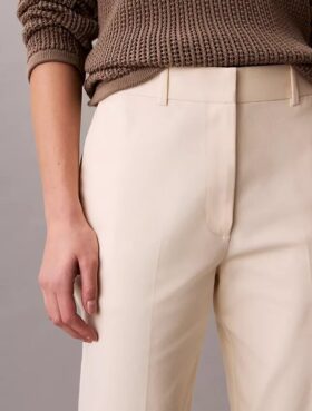 Chino-Hose aus Cotton Stretch mit gerader Passform