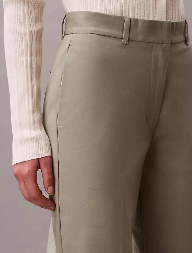 Chino-Hose aus Cotton Stretch mit gerader Passform Chino-Hose aus Cotton Stretch mit gerader Passform