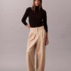 Chino-Hose mit verstellbarem weitem Bein Chino-Hose mit verstellbarem weitem Bein