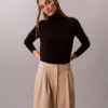 Chino-Hose mit verstellbarem weitem Bein Chino-Hose mit verstellbarem weitem Bein