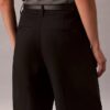 Chino-Hose mit weitem Bein und verkürztem Schnitt