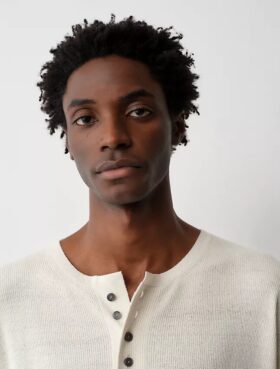 Christopher Pullover