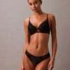 CK Black Push-Up-Plunge-BH mit floraler Spitze