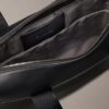 Commuter-Tasche mit geprägtem Monogram Commuter-Tasche mit geprägtem Monogram