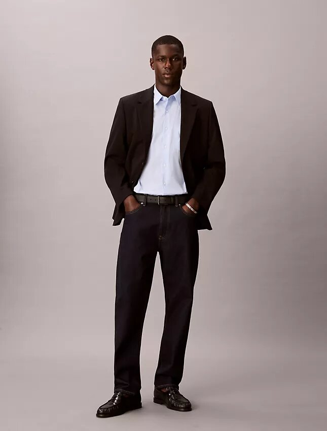 Cotton Stretch-Hemd mit schmalen Streifen und Knopfleiste Cotton Stretch-Hemd mit schmalen Streifen und Knopfleiste