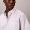 Cotton Stretch-Hemd mit schmalen Streifen und Knopfleiste Cotton Stretch-Hemd mit schmalen Streifen und Knopfleiste