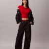 Crop-T-Shirt mit Neujahrs-Emblem