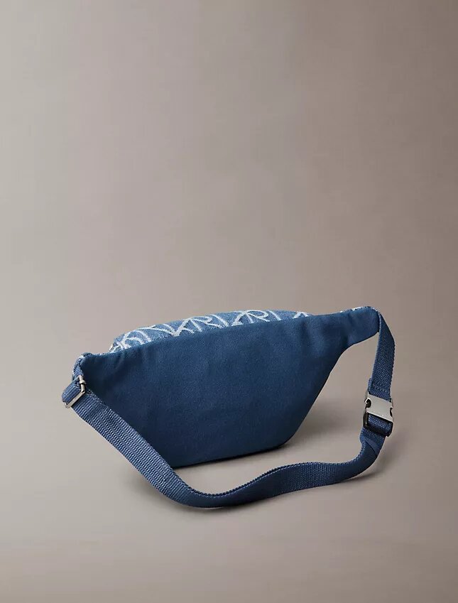 Denim-Gürteltasche mit durchgehendem Emblem-Logo Denim-Gürteltasche mit durchgehendem Emblem-Logo