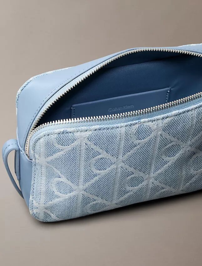Denim-Kameratasche mit durchgehendem Emblem-Logo Denim-Kameratasche mit durchgehendem Emblem-Logo