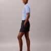 Denim-Shorts zum Hineinschlüpfen Denim-Shorts zum Hineinschlüpfen