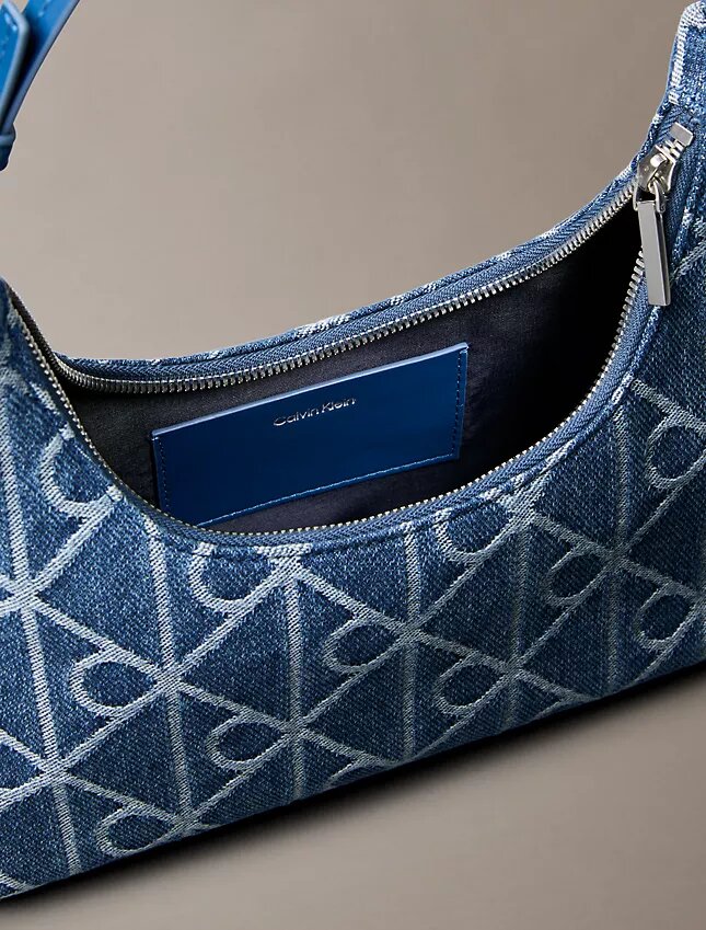 Denim-Umhängetasche mit durchgängigem Emblem-Logo Denim-Umhängetasche mit durchgängigem Emblem-Logo