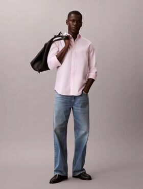Einfarbiges klassisches Oxford-Hemd mit Button-Down-Kragen