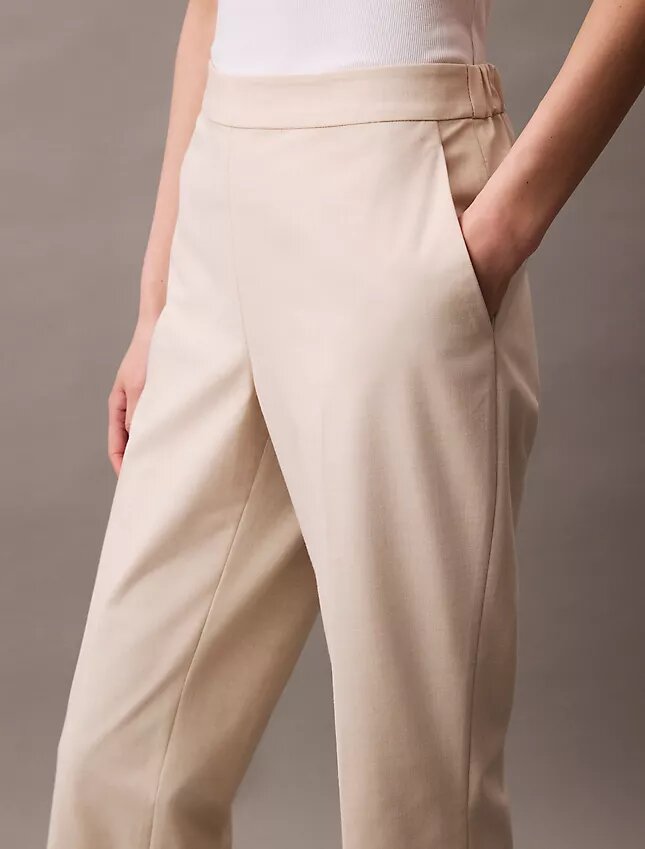 Elegante, konisch zulaufende Stretchhose Elegante, konisch zulaufende Stretchhose