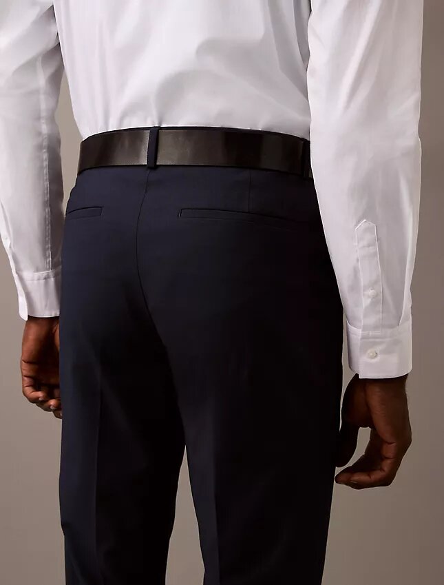 Elegante Stretch-Hose in schmaler Passform Elegante Stretch-Hose in schmaler Passform