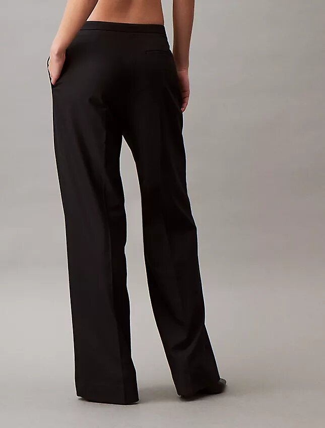 Elegante Stretch-Hose mit weitem Bein Elegante Stretch-Hose mit weitem Bein