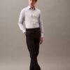 Elegantes, schmales Stretch-Hemd mit Knopfleiste Elegantes, schmales Stretch-Hemd mit Knopfleiste