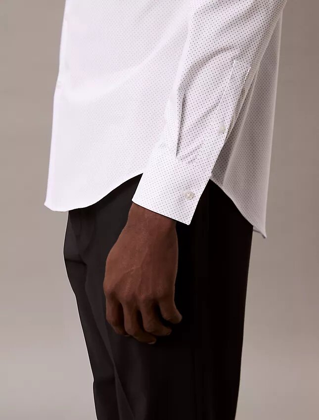 Elegantes, schmales Stretch-Hemd mit Knopfleiste Elegantes, schmales Stretch-Hemd mit Knopfleiste