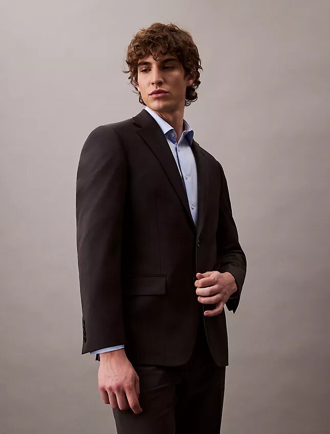 Elegantes, schmales Stretch-Hemd mit Knopfleiste Elegantes, schmales Stretch-Hemd mit Knopfleiste