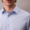 Elegantes, schmales Stretch-Hemd mit Knopfleiste Elegantes, schmales Stretch-Hemd mit Knopfleiste