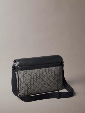 Emblem Jacquard Messenger-Tasche