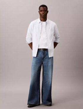 Extrem weite, leichte Jeans