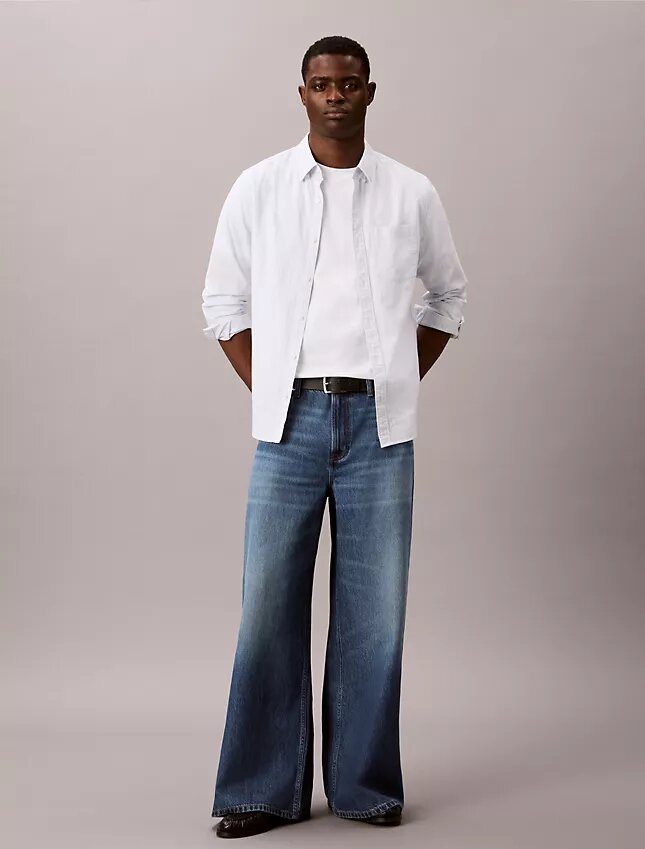 Extrem weite, leichte Jeans Extrem weite, leichte Jeans