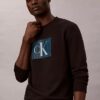 Fleece-Sweatshirt mit Monogram-Grafik Fleece-Sweatshirt mit Monogram-Grafik