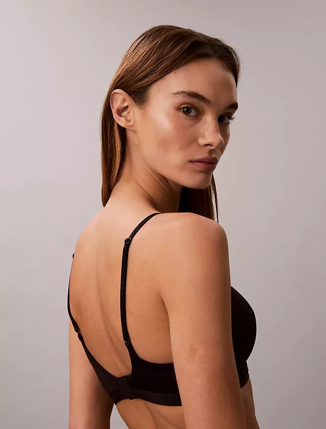 Form to Body Leicht gefütterter Bralette Form to Body Leicht gefütterter Bralette