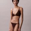 Form to Body Leicht gefütterter Triangel-Bralette