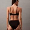 Form to Body Leicht gefütterter Triangel-Bralette