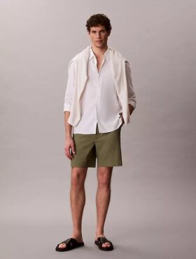 Gerade Seersucker-Shorts mit Gummizug, 18 cm
