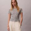 Gerafftes, schmal geschnittenes T-Shirt