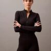 Gerippte, sportliche, kurze Jacke Gerippte, sportliche, kurze Jacke