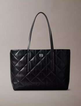 Gesteppte kleine Tasche mit Emblem-Logo