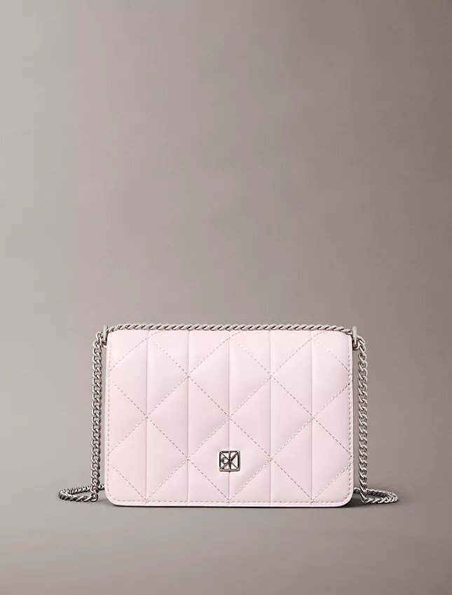 Gesteppte Mini-Kettenhandtasche mit Emblem-Logo Gesteppte Mini-Kettenhandtasche mit Emblem-Logo