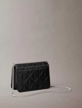 Gesteppte Mini-Kettenhandtasche mit Emblem-Logo