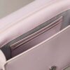 Gesteppte Mini-Kettenhandtasche mit Emblem-Logo Gesteppte Mini-Kettenhandtasche mit Emblem-Logo