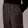 Gestreifte, konisch zulaufende Knöchelhose mit Kordelzug