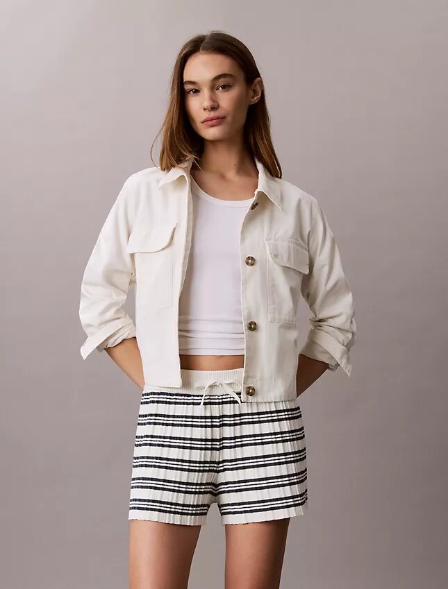 Gestreifte Shorts mit Rippbündchen Gestreifte Shorts mit Rippbündchen