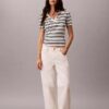 Gestreiftes, geripptes, schmal geschnittenes Poloshirt