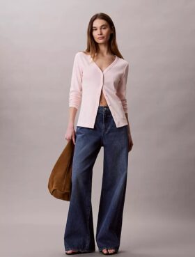 Gewebter, feingerippter, schmaler Cardigan von Monologo