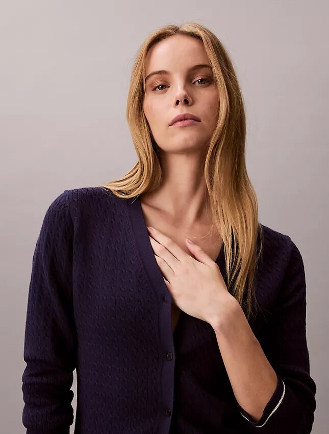 Gewebter Monologo-Zopfmuster-Cardigan Gewebter Monologo-Zopfmuster-Cardigan