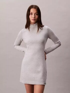 Glattes, figurbetontes Mini-Kleid