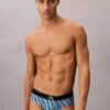Grafischer Monogram-Stretch-Hüftslip aus Microfiber Grafischer Monogram-Stretch-Hüftslip aus Microfiber