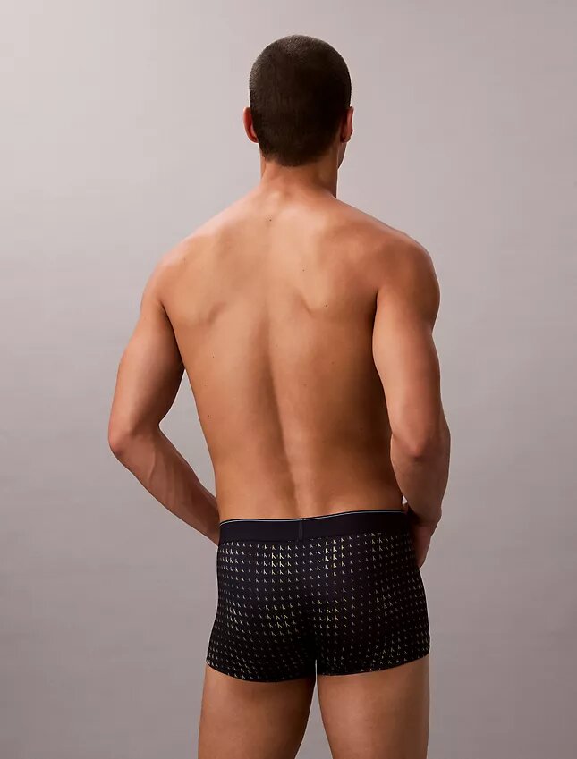 Grafischer Monogram-Stretch-Low Rise Trunk aus Mikrofaser Grafischer Monogram-Stretch-Low Rise Trunk aus Mikrofaser